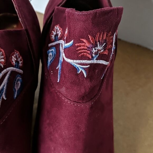 Carlos by Carlos Santana Jazlyn Boho Embroidered Suede Peep Toe Ankle Boots New - Picture 6 of 13